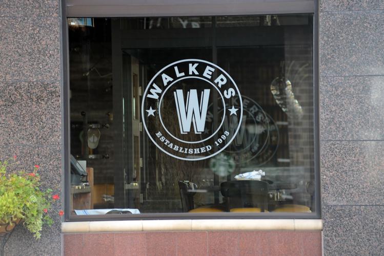 8. Walkers Grill
