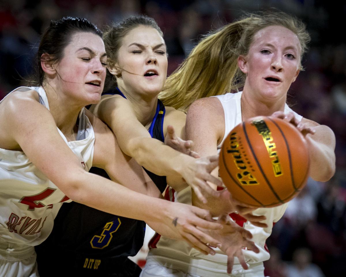 Glendive S Kasidi Walker Commits To Montana Tech For Basketball