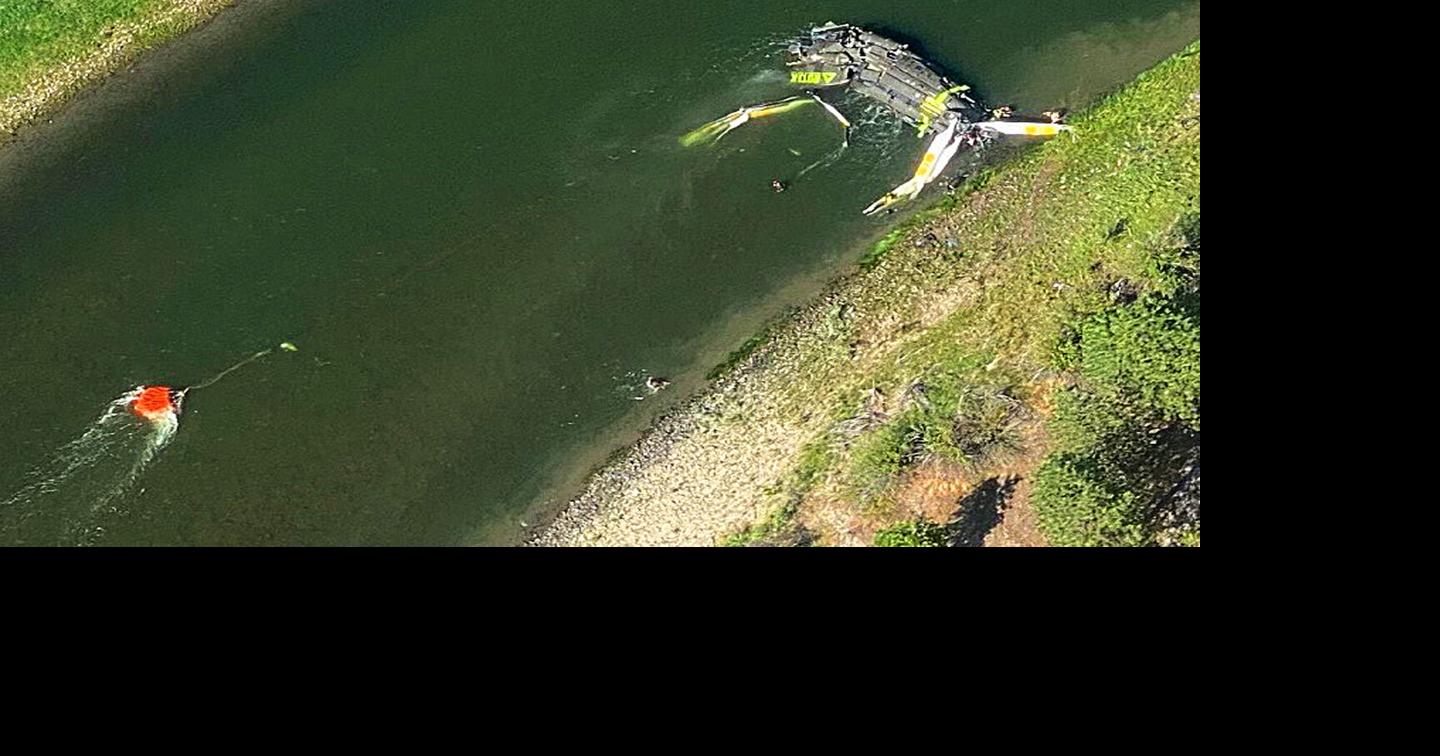 2 pilots die after firefighting helicopter crashes in Idaho