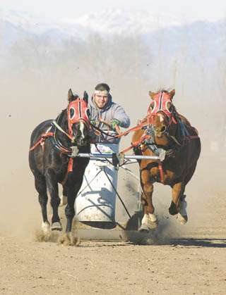 chariot races in saratoga wyoming