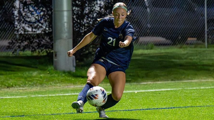 Yellowjackets Finish Just Shy of Comeback in 2-1 Battle Against Central Washington