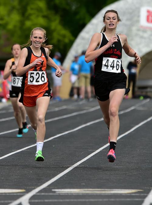 Hobson's Kristen Vincent and Froid-Medicine's Mackenzie Dethman