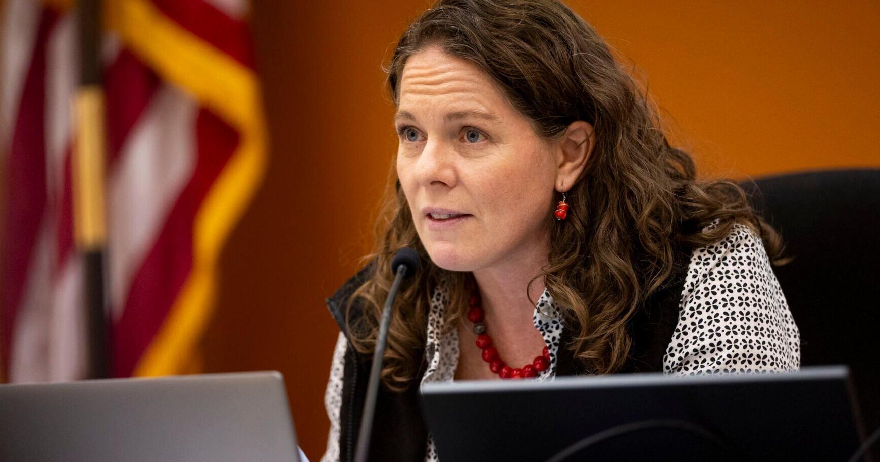 Missoula wrestles over sexism with woman mayor at helm - Vimarsana News