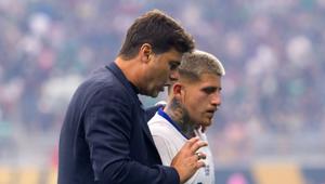 Jul 6, 2025; Houston, Texas, USA; United States head coach Mauricio Pochettino talks with midfielder Diego Luna (10) against Mexico during the 2025 Gold Cup Final soccer match at NRG Stadium. Mandatory Credit: Mark J. Rebilas-Imagn Images