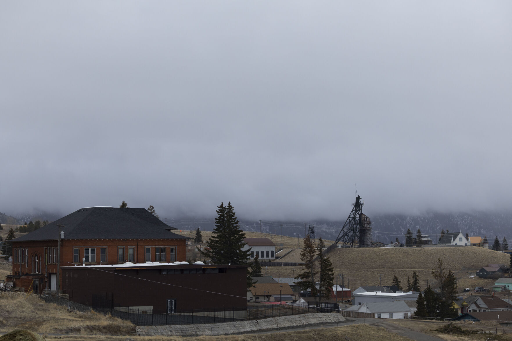 Gusty winds, mountain snow in SW Montana through Saturday