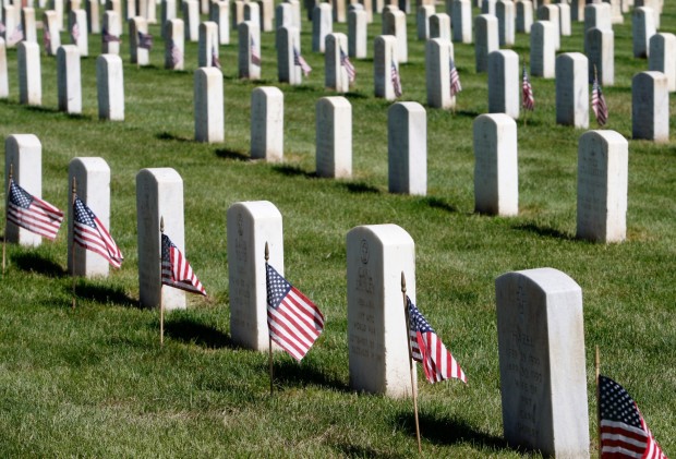 Pretty Eagle students honor fallen soldiers with flags | Montana News ...