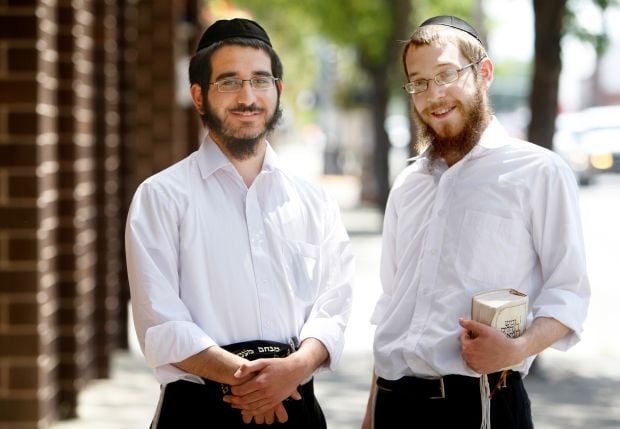 Rabbinic students travel the state to encourage fellow Jews