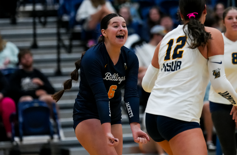 ‘Jackets Complete Rimrock Rivalry Sweep With Three-Set Win Over RMC