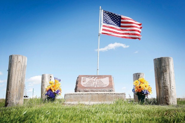 As tiny town dies, memorial lives on