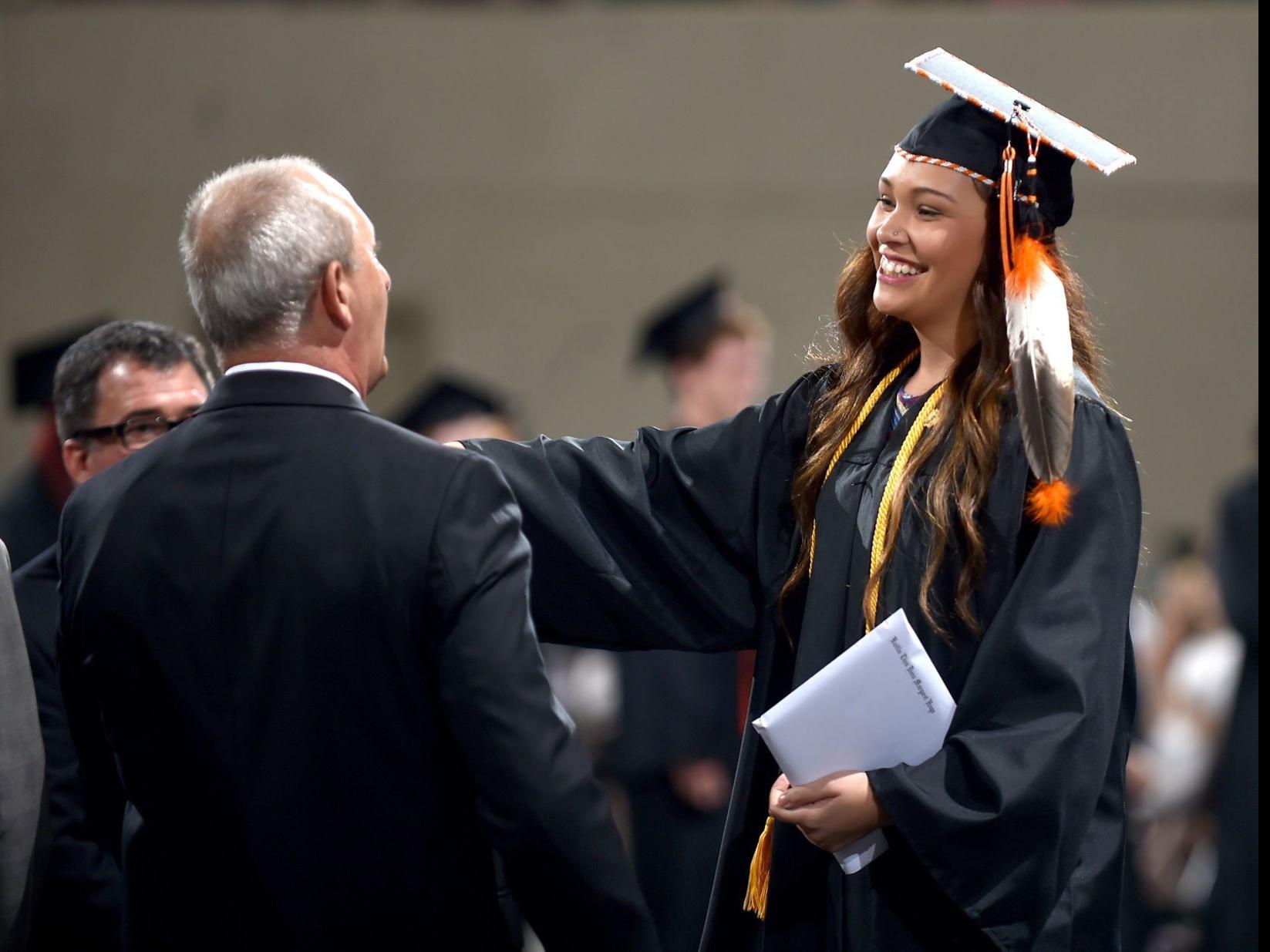 Billings Students Back Bill That Would Allow Native American Dress At High School Graduations Local Education Billingsgazette Com