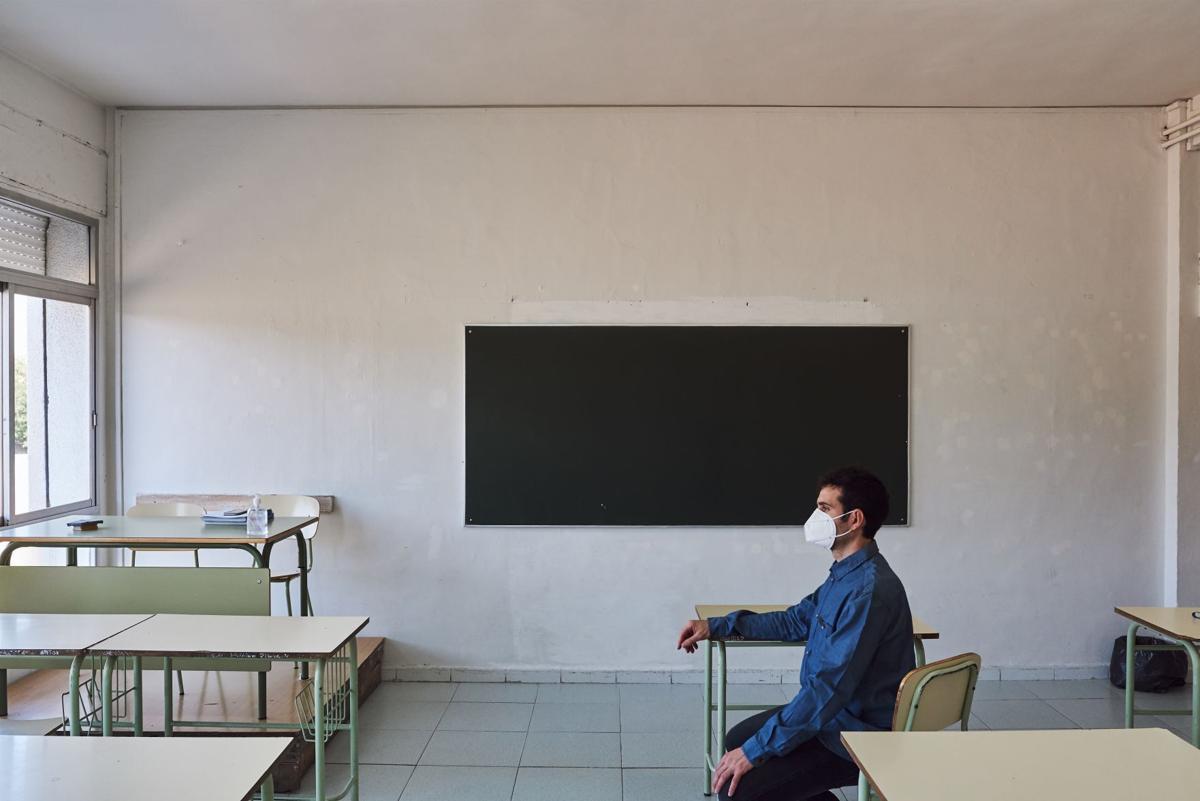 covid classroom illustration