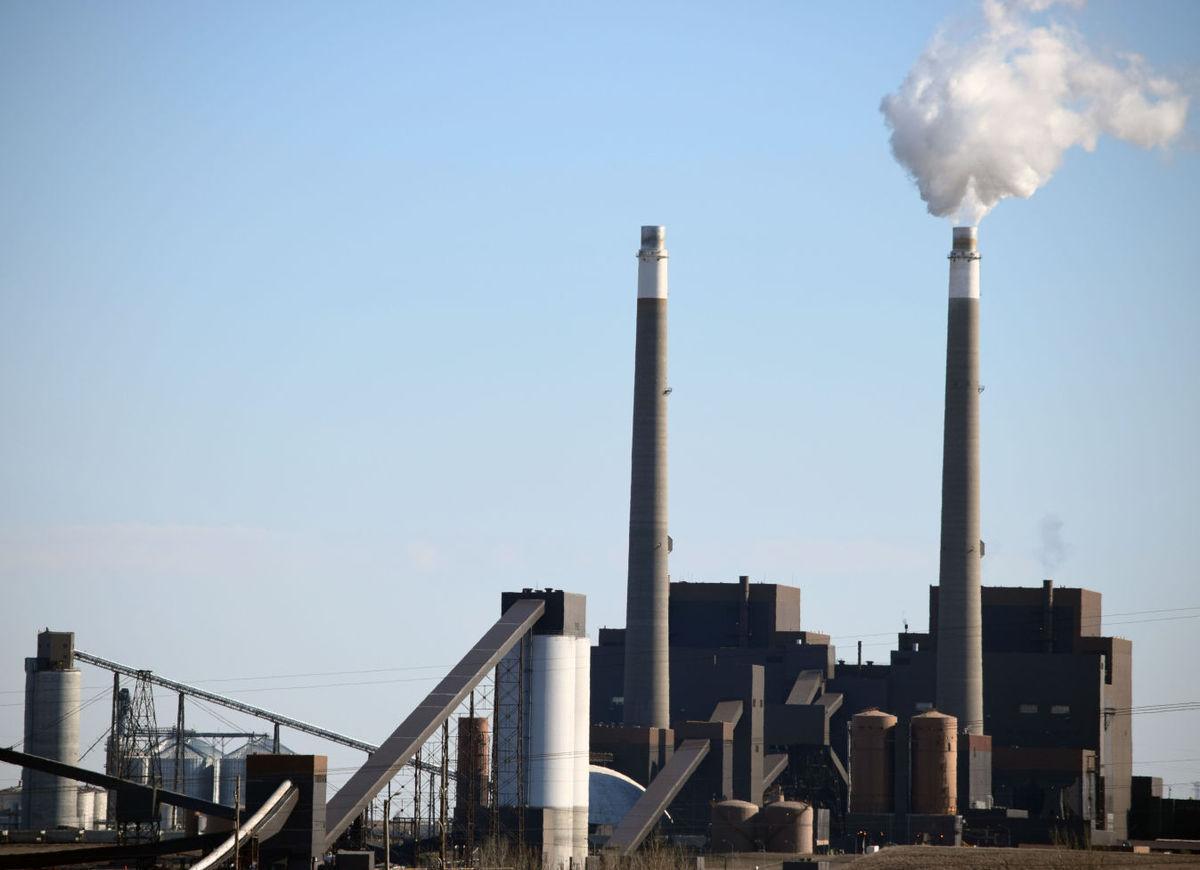 Minnesota company to close North Dakota coalfired plant Minnesota company to close North Dakota coalfired plant