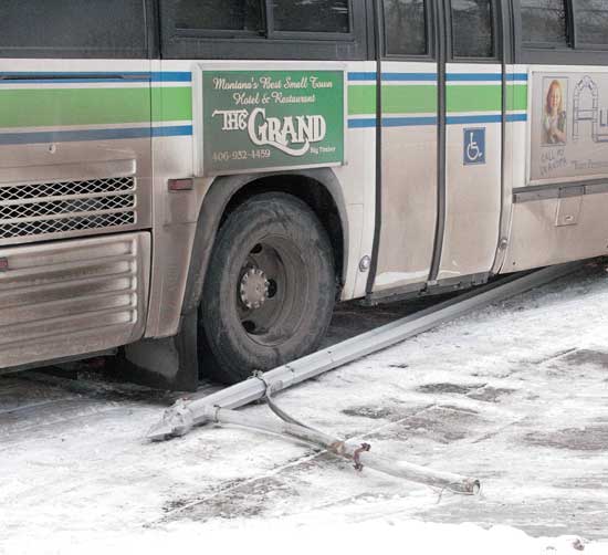 One person injured in MET bus accident