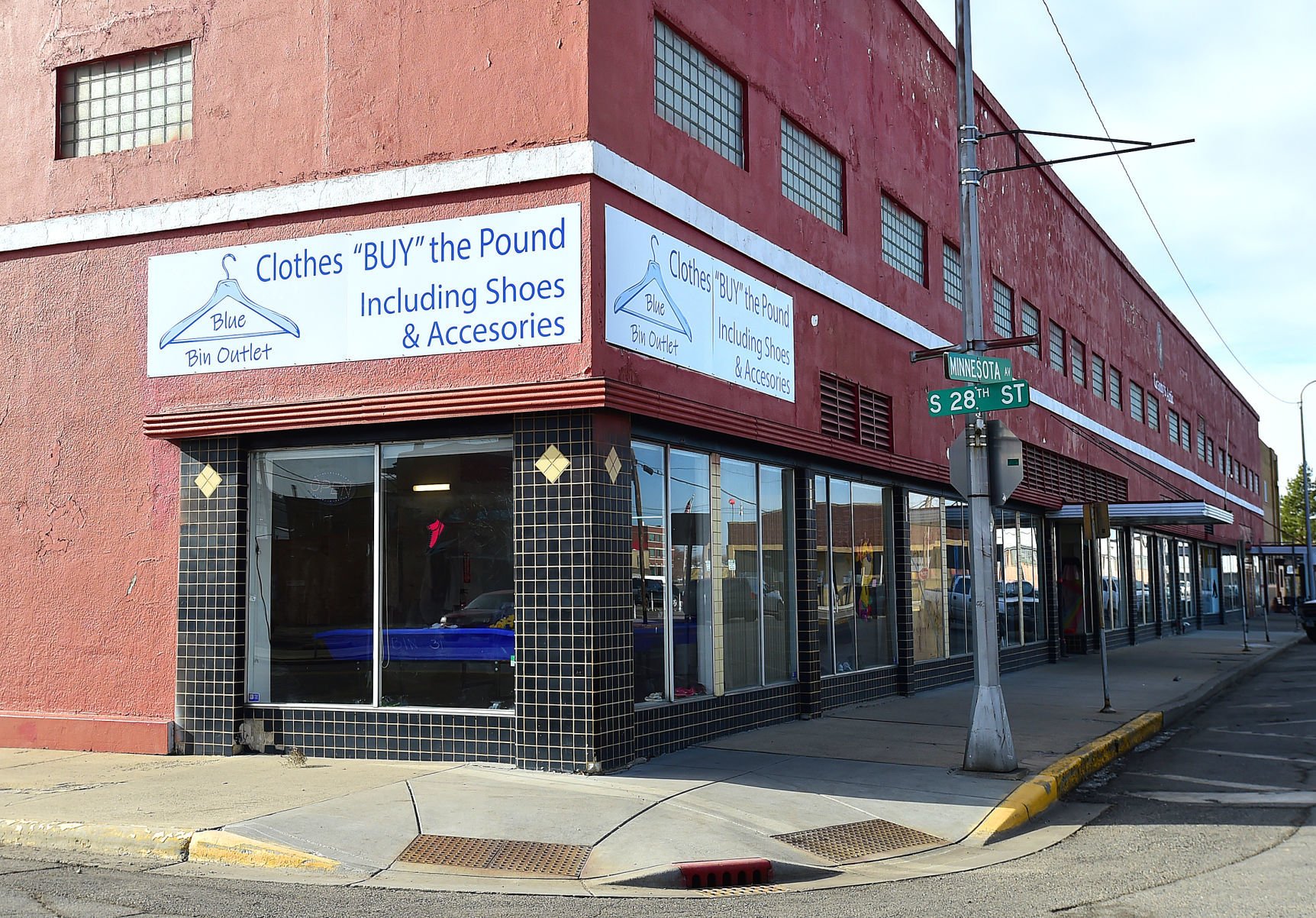 Shoe stores clearance on 28th street