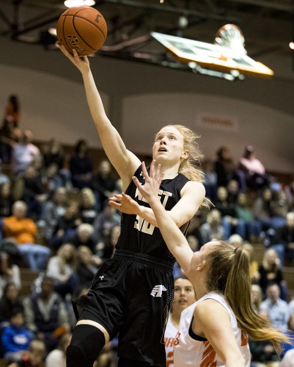 Billings West S Maddie Albrecht Parting Ways With Twin Sister To