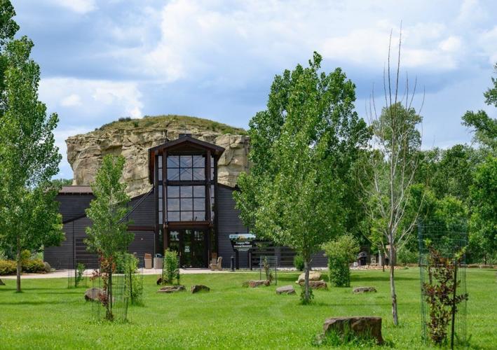 Two Perfect Weekend Road Trips Through Southeast Montana