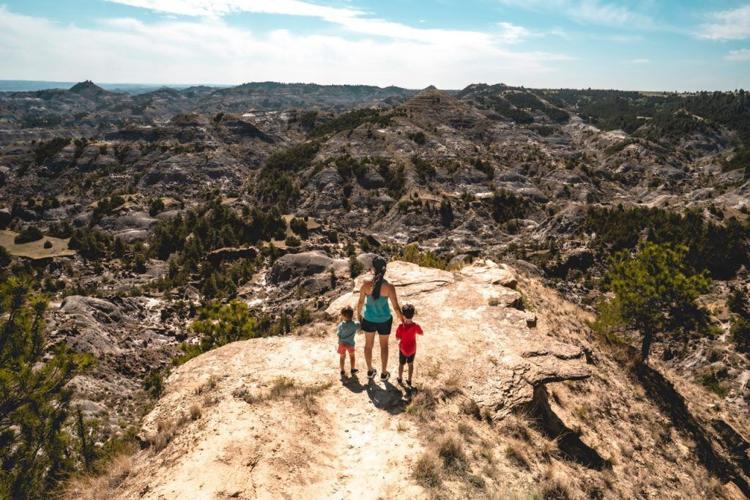 Two Perfect Weekend Road Trips Through Southeast Montana