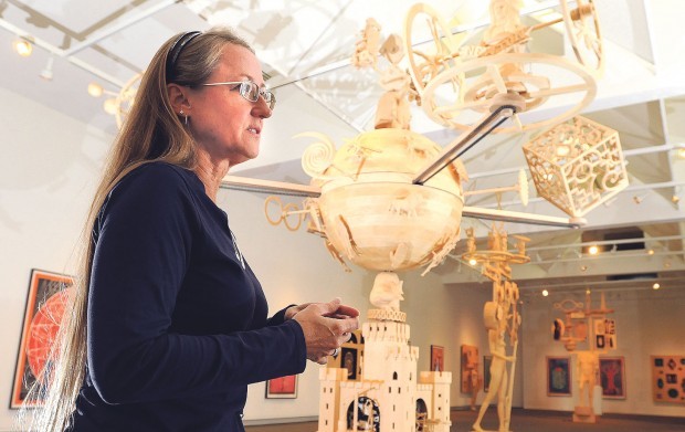 Weekly Webb Viewers get more bang with Buck’s art