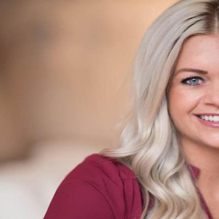 40 Under Forty Taryn Plouffe Owner Belle En Blanc Bridal