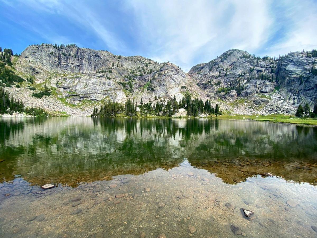 Amphitheater Lake