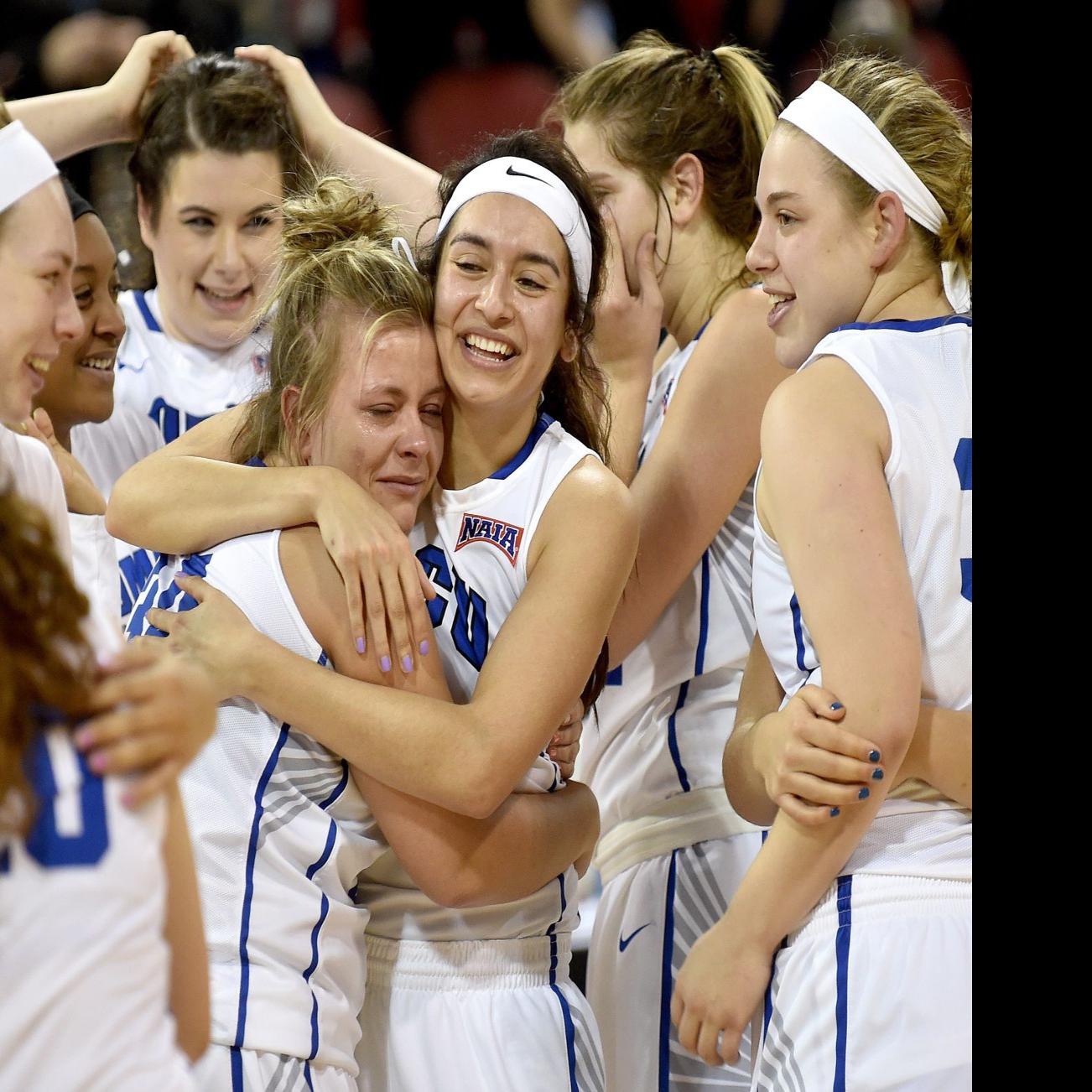 Photos Oklahoma City Takes Naia Championship Title 73 66 College Sports Billingsgazette Com