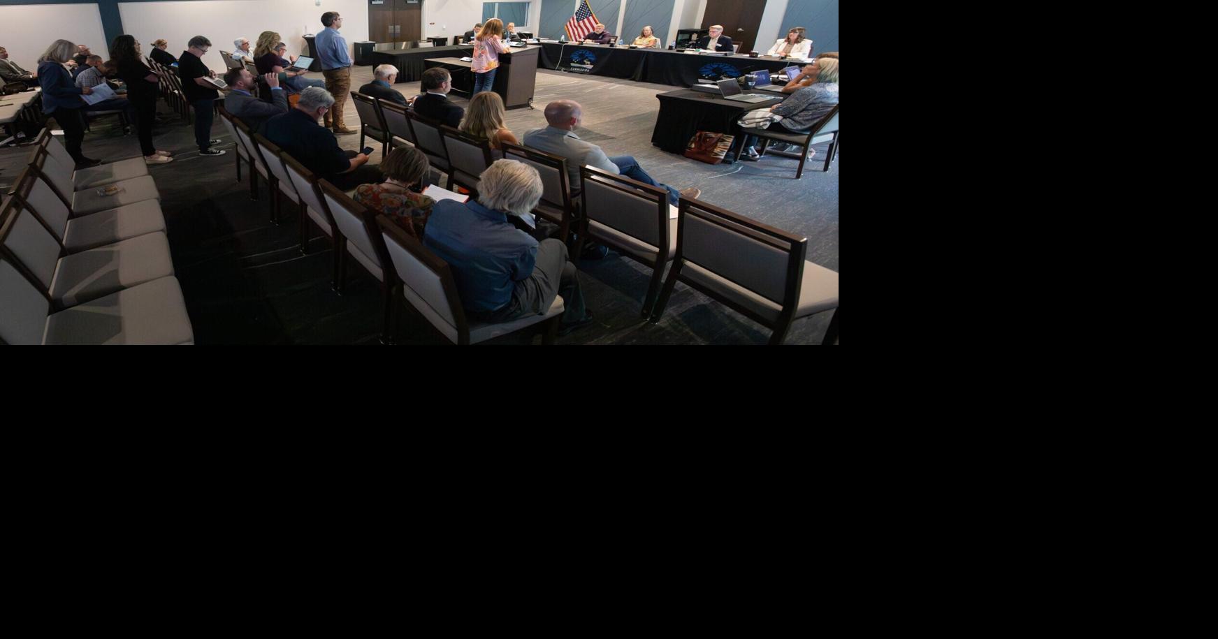 Montana Fish and Wildlife Commission rapped for late amendments, anti-predator stance