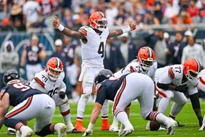 FOOTBALL-NFL-CHI-CLE/