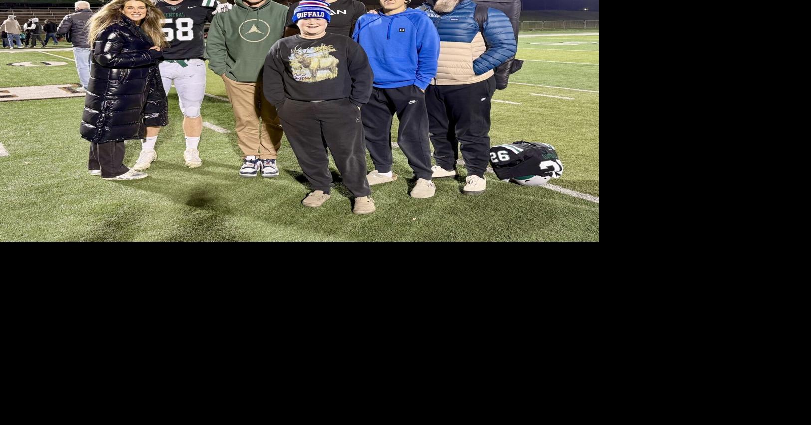 Attention! Gunnar and Tyton Larsen to join Army football brotherhood