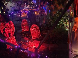 101826-loc-halloween-p22harmon.jpg