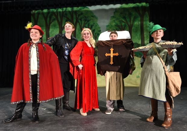 'Stanley' and 'Red Robin Hood' share BST stage