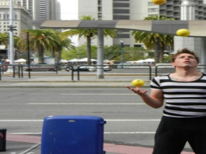 San Francisco Hat Trick Where To Find The City S Best Street Performers Lifestyles Billingsgazette Com This is street entertainers preview by ben chakravorty on vimeo, the home for high quality videos and the people who love them. best street performers