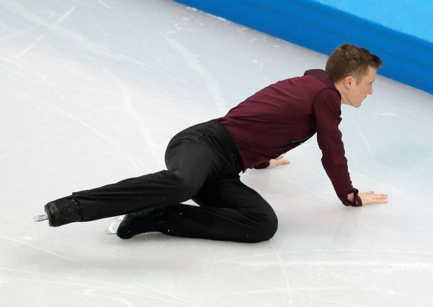 Jeremy Abbott of the United States falls