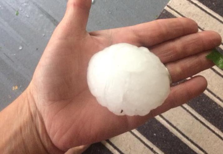 Tennis Ball Sized Hail Reported After Severe Thunderstorm Rocks Roundup Montana News Billingsgazette Com