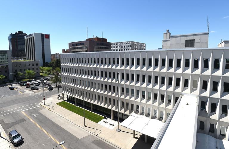 City pushes back purchase of Stillwater Building