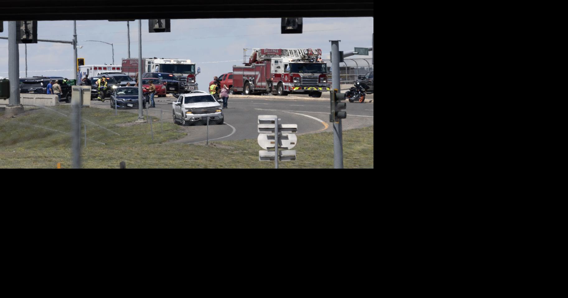 Photo: 4 vehicle crash near Mullowney Lane and King Avenue West