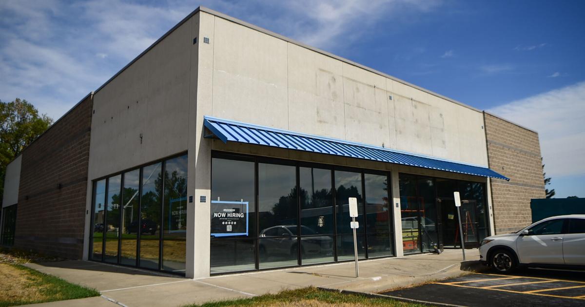 New business moves into vacant Pier 1 building as 24th Street West ...
