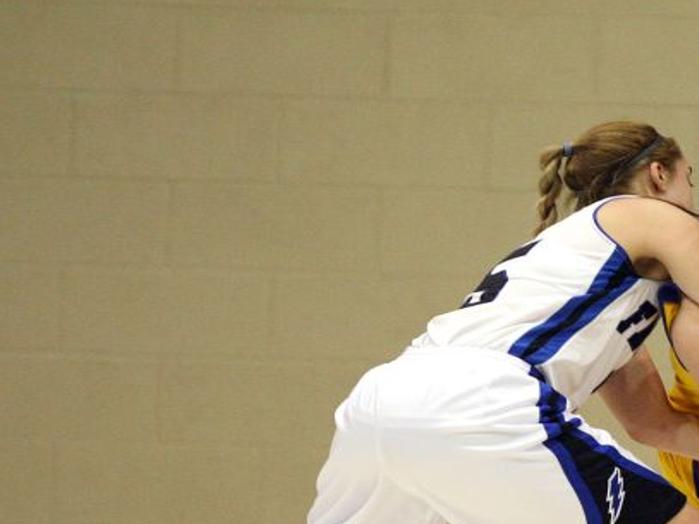 Sheridan Wyo Holds Off Skyview Girls Girls Basketball