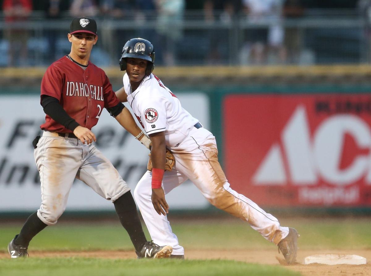 The Mustangs' Jeter Downs