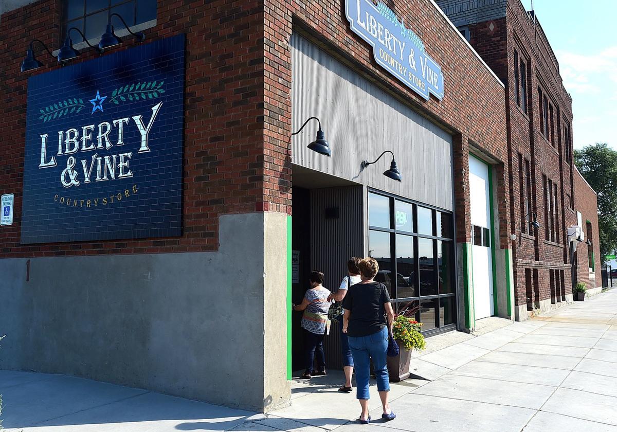 New Country Store In Downtown Billings Gives Local Vendors More Space To Sell Their Wares Features Billingsgazette Com