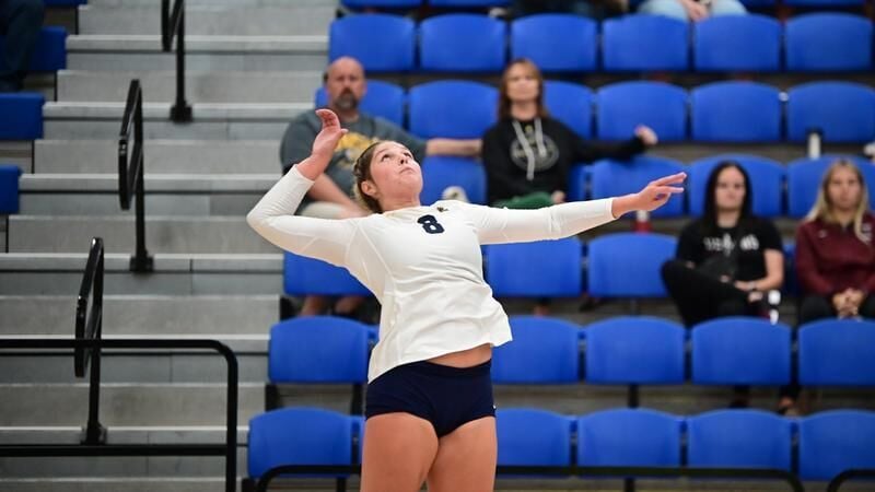 Yellowjackets Split Opening Day of Javelina Volleyball Classic, Outlast Edinboro in Five