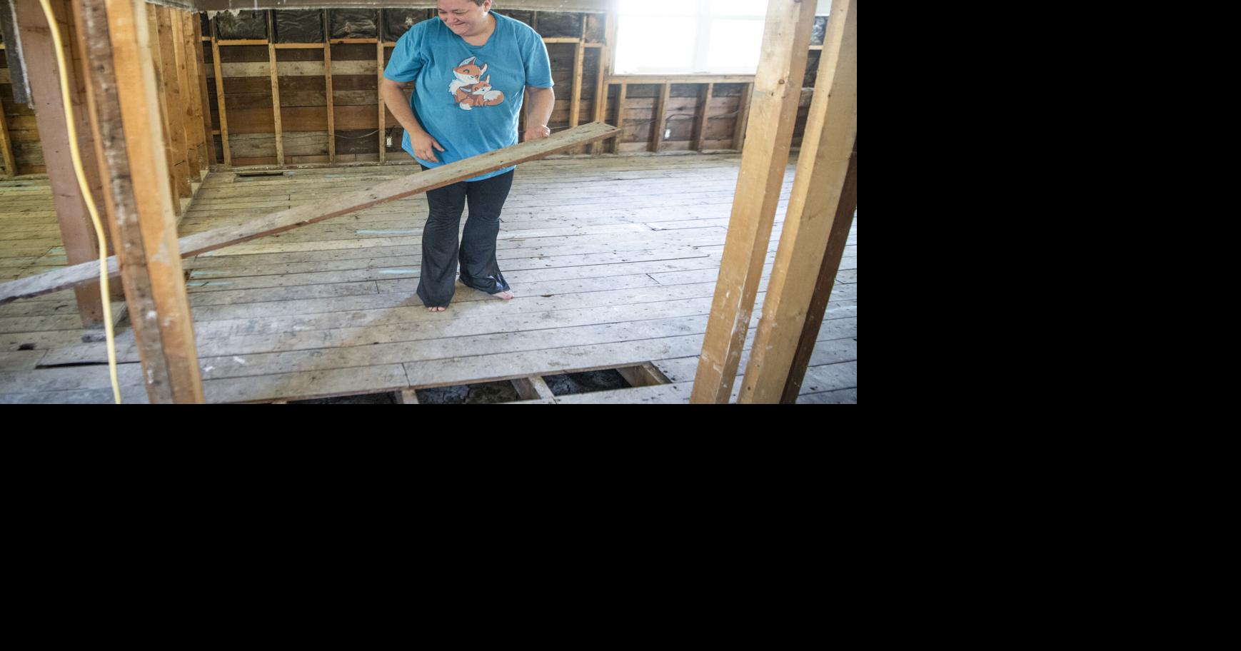 'A little chaotic' Fromberg family still rebuilding months after flood