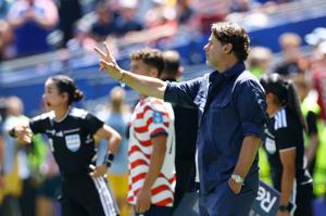 SOCCER-WORLDCUP-USA-AUS/