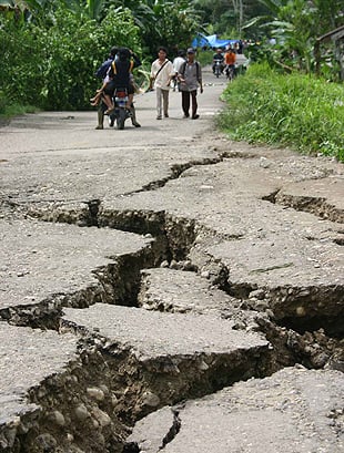 Authorities say about 1,000 dead in latest Indonesian earthquake