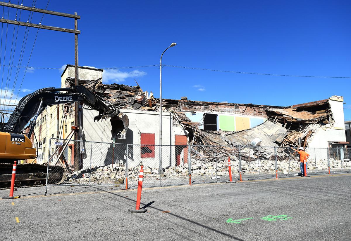 Montana Rescue Mission begins demolition on Granny's Attic building in downtown Billings