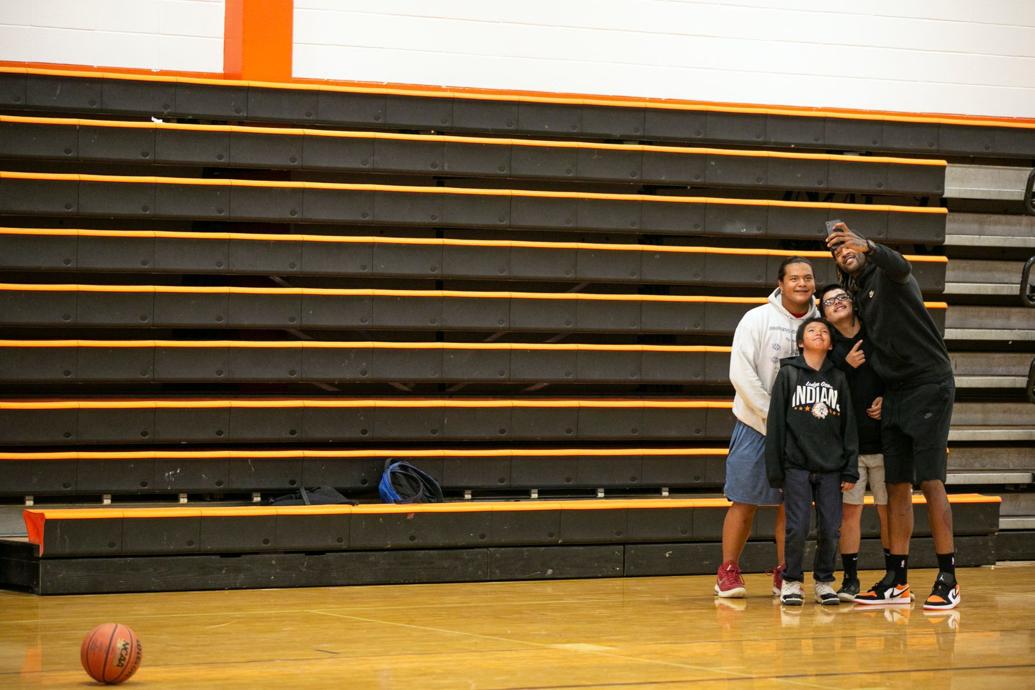 Photos Lodge Grass receives visit from former NBA player Boys