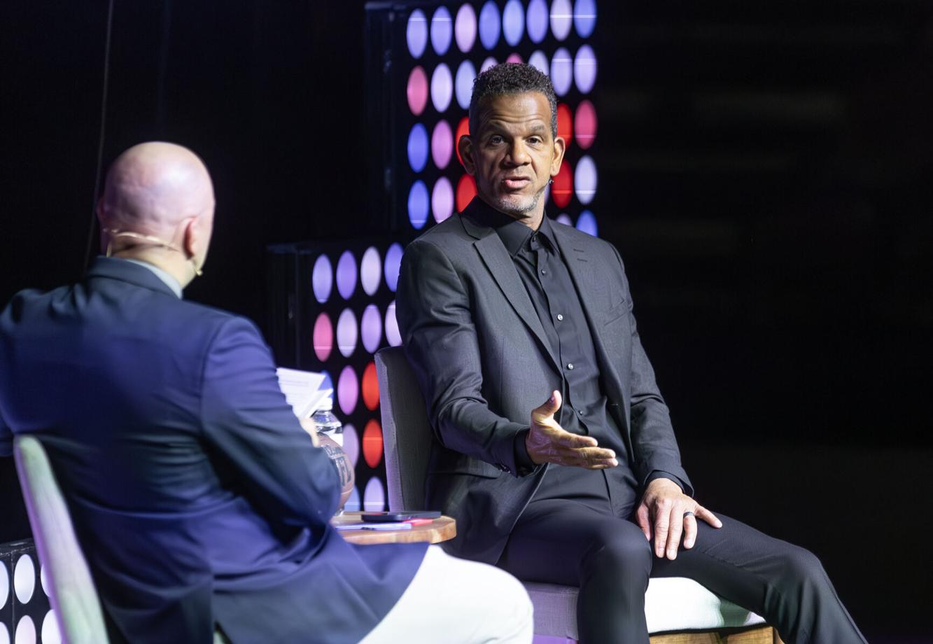 Andre Reed Buffalo Bills receiver speaks to Billings chamber