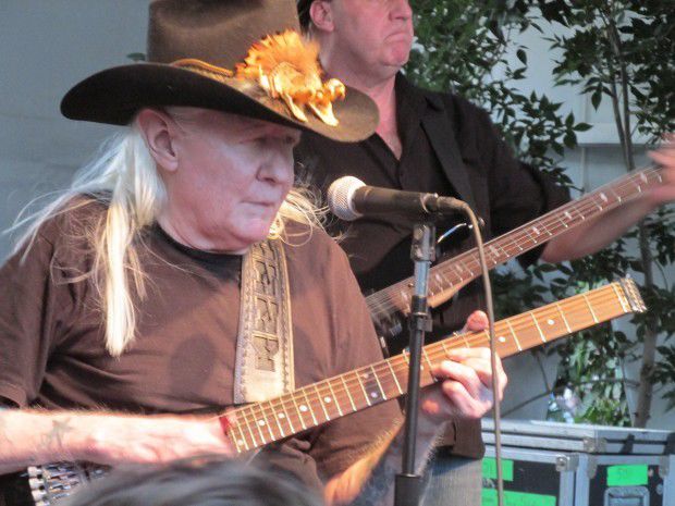 who did johnny winters tattoo