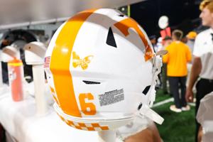 FOOTBALL-NCAA/