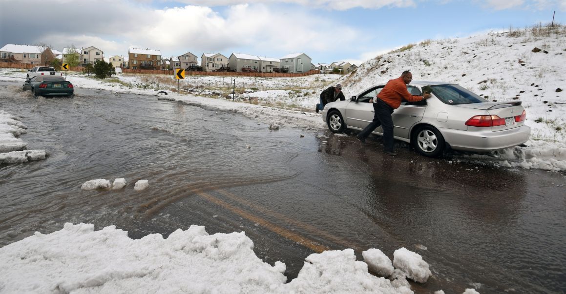 May Snowstorm Dumps 40+ Inches of Snow in Colorado 