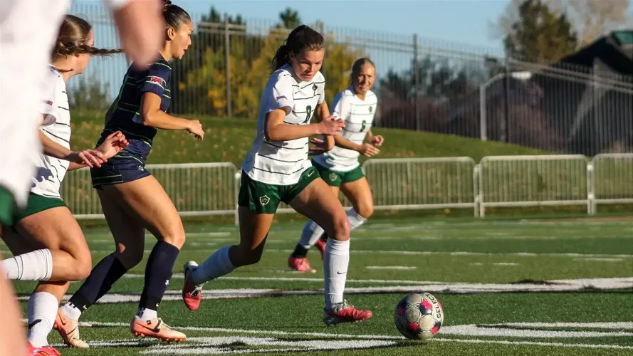 Davis Scores Twice to Lead No. 20 Battlin’ Bears to 2-0 Road Win Over Warner Pacific